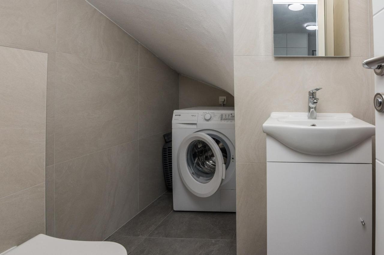 Apartment Spanic 1 Вир Екстериор снимка