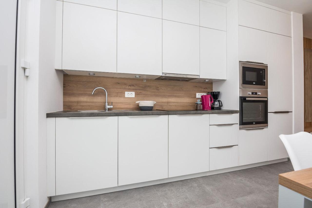Apartment Spanic 1 Вир Екстериор снимка