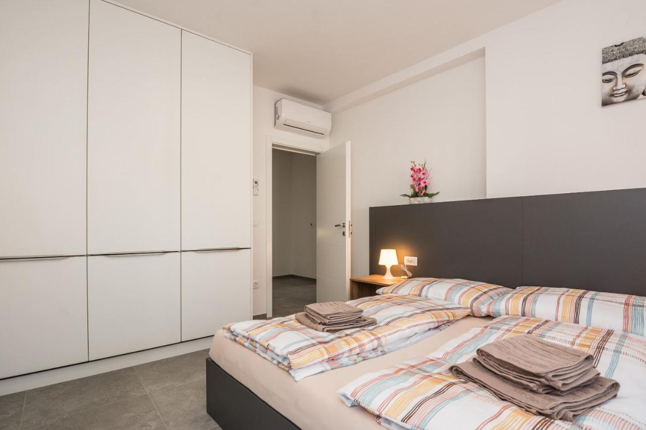 Apartment Spanic 1 Вир Екстериор снимка