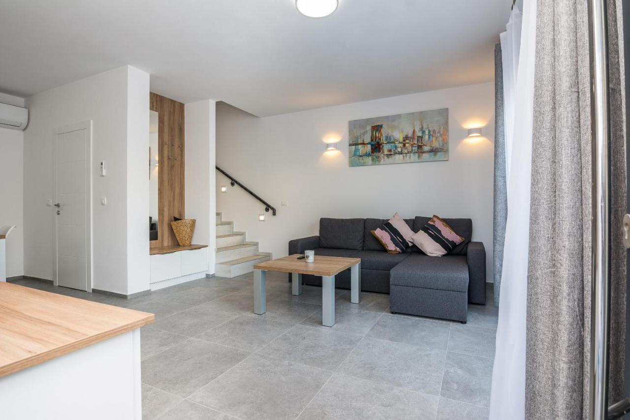 Apartment Spanic 1 Вир Екстериор снимка