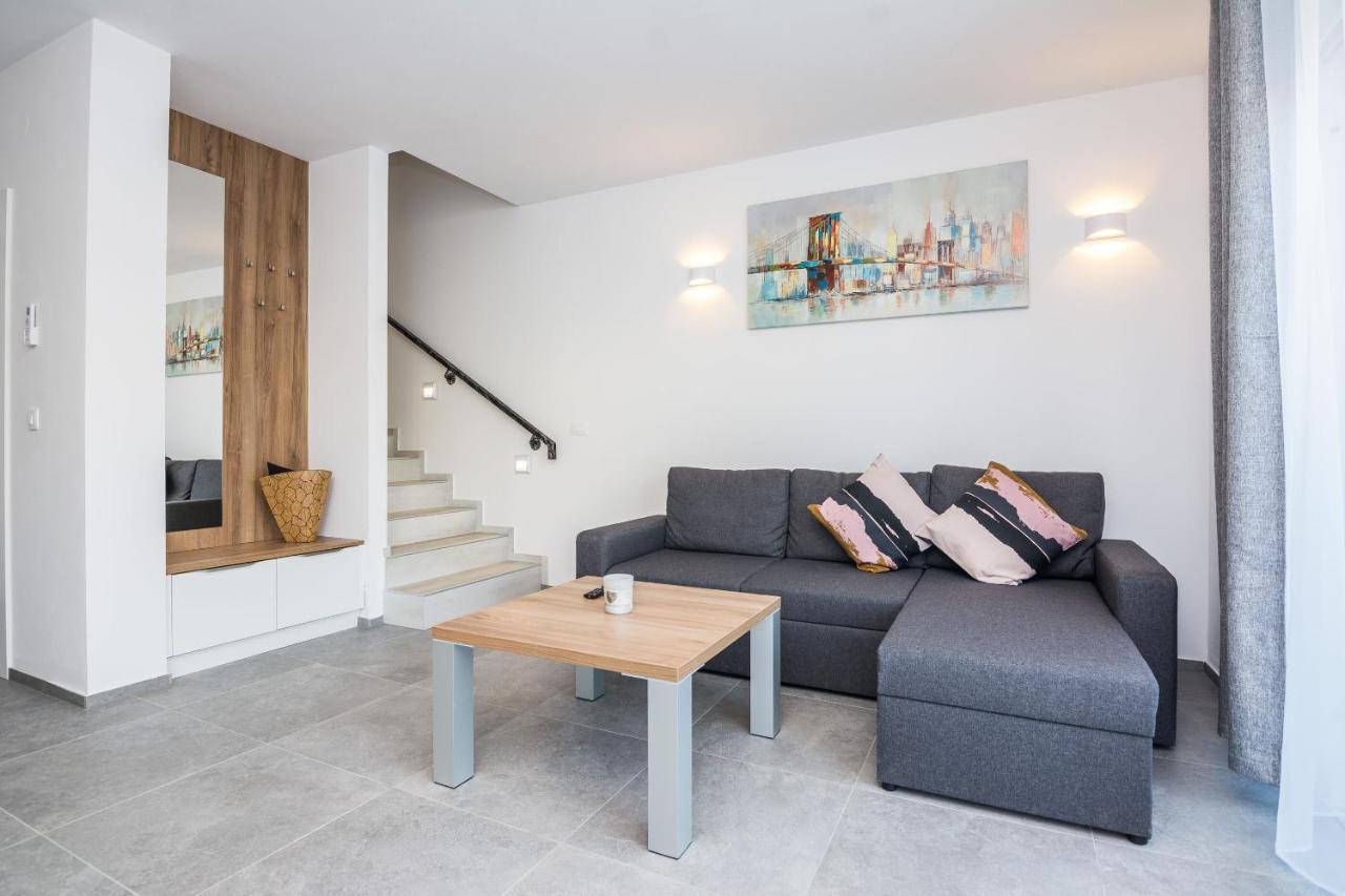 Apartment Spanic 1 Вир Екстериор снимка
