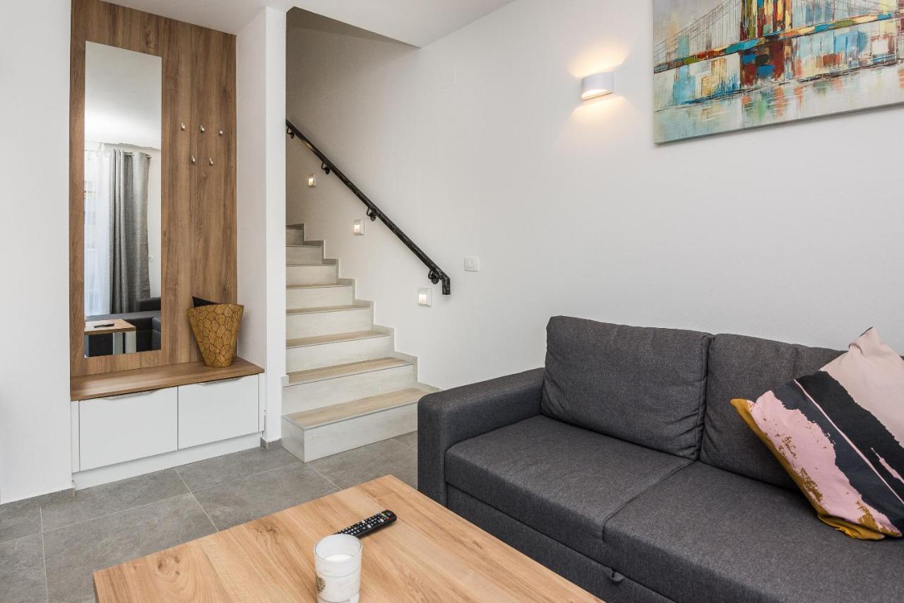 Apartment Spanic 1 Вир Екстериор снимка