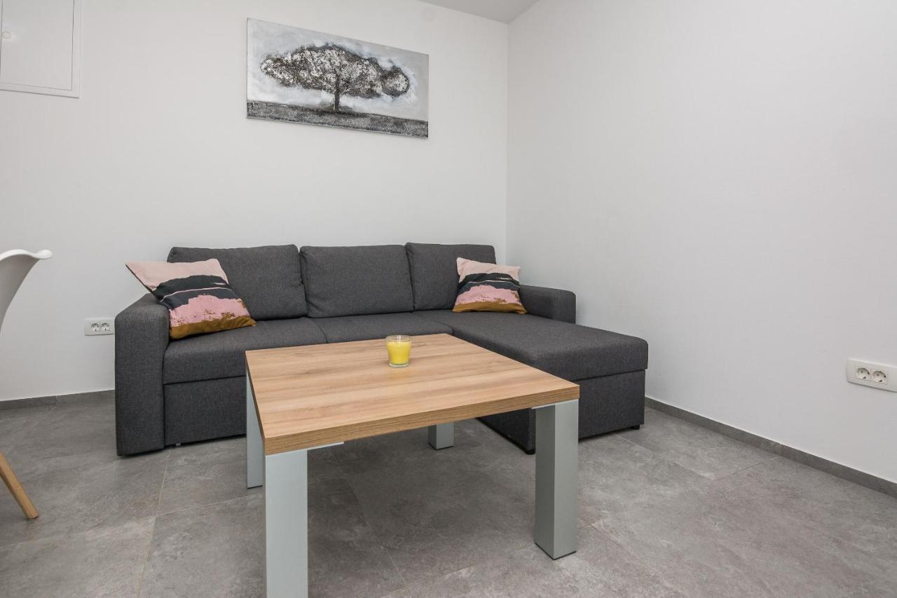 Apartment Spanic 1 Вир Екстериор снимка