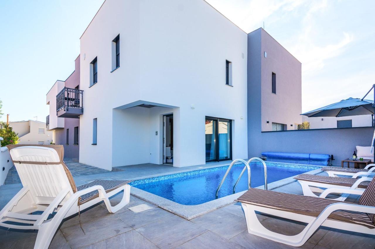 Apartment Spanic 1 Вир Екстериор снимка
